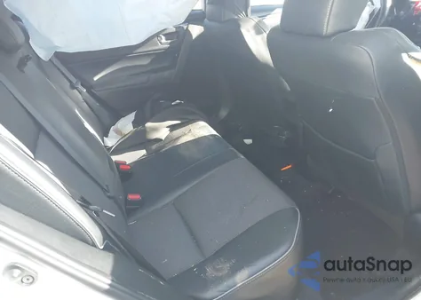 2016 Toyota Corolla S Plus z USA, uszkodzony, nr VIN 5YFBURHE4GP533440